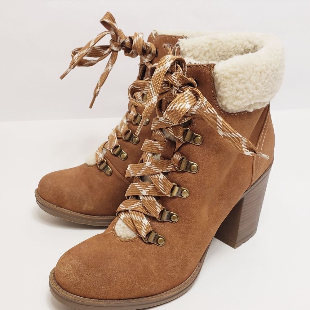 Esprit Nubuck Faux Suede Heather Combat Lace Up Lug Sole Leather Boots Size 9.5
